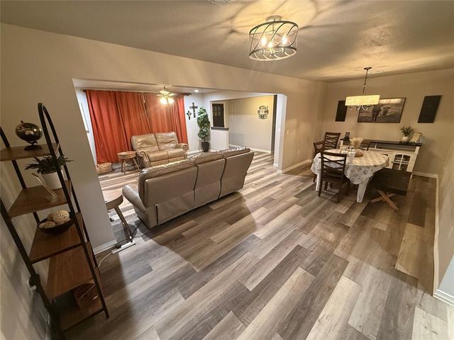 13603 E Lakeview Road, Glencoe, OK 74032