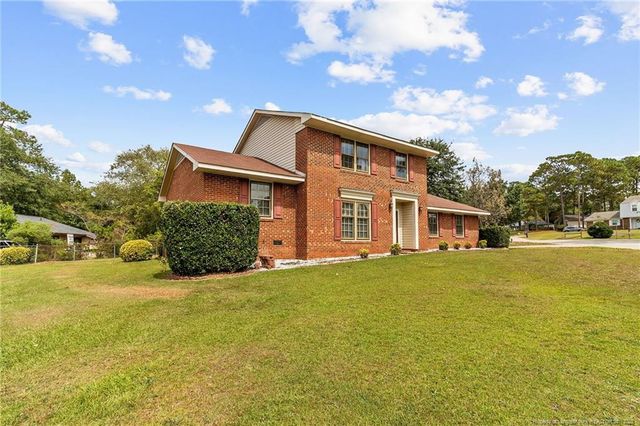 5926 Lakeridge Drive, Fayetteville, NC 28304