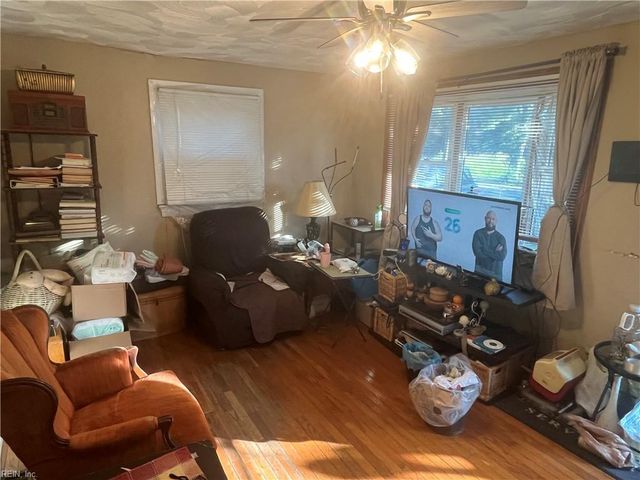 4302 Hines AVE, Newport News, VA 23607