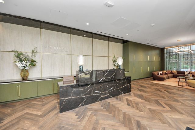 1711 Allen Parkway 2207, Houston, TX 77019