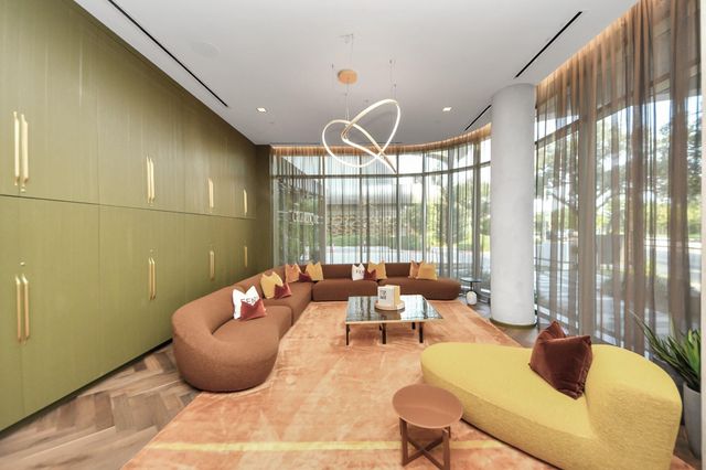 1711 Allen Parkway 2207, Houston, TX 77019