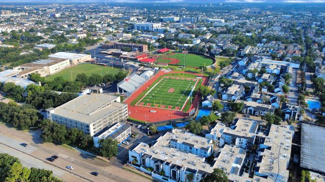 1711 Allen Parkway 2207, Houston, TX 77019