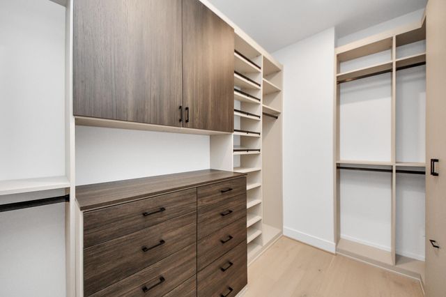 1711 Allen Parkway 2207, Houston, TX 77019