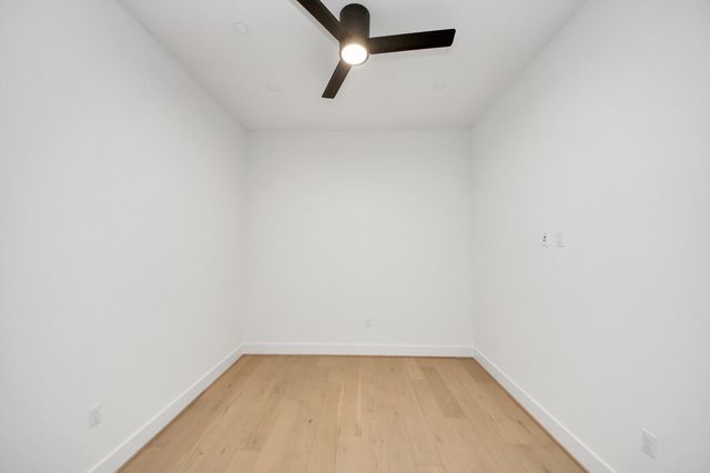 1711 Allen Parkway 2207, Houston, TX 77019