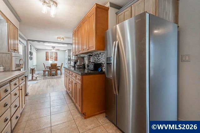 1175 Chelsea Av NW, Salem, OR 97304