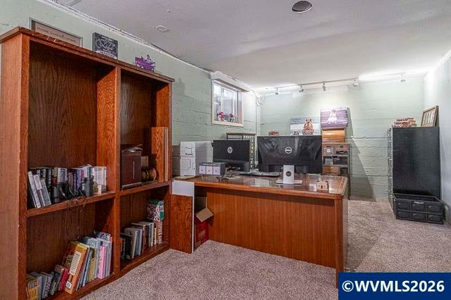 1175 Chelsea Av NW, Salem, OR 97304