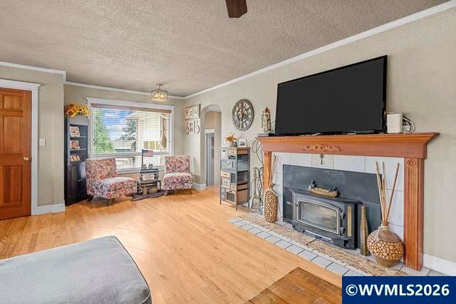 1175 Chelsea Av NW, Salem, OR 97304