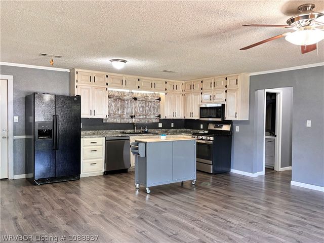 409 Hooper Street, Hackett, AR 72937