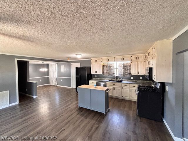 409 Hooper Street, Hackett, AR 72937
