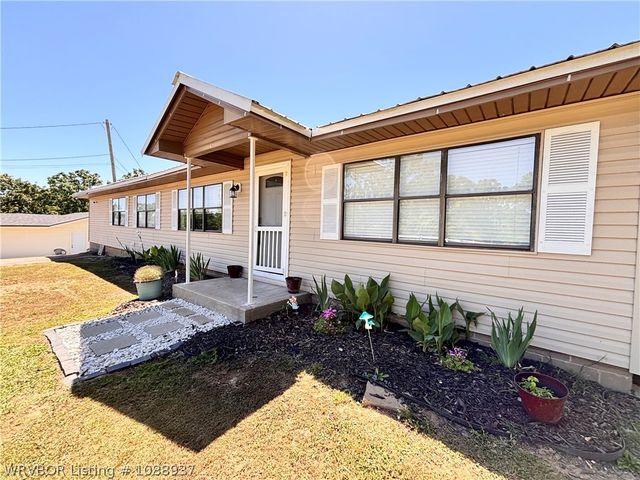 409 Hooper Street, Hackett, AR 72937