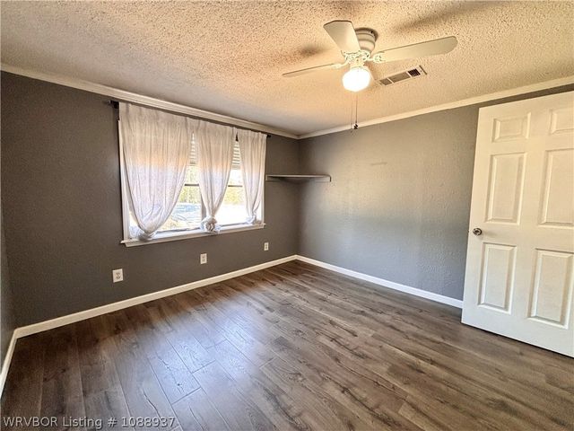 409 Hooper Street, Hackett, AR 72937