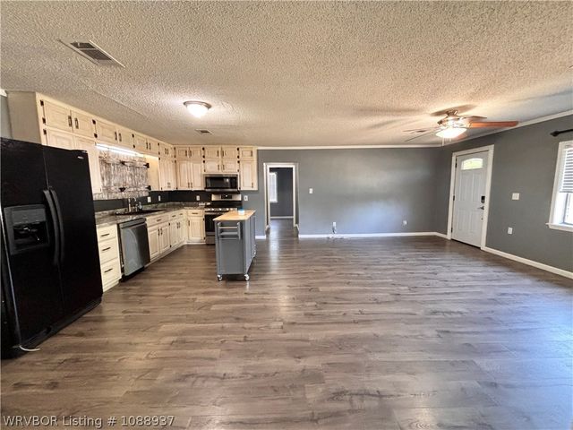 409 Hooper Street, Hackett, AR 72937