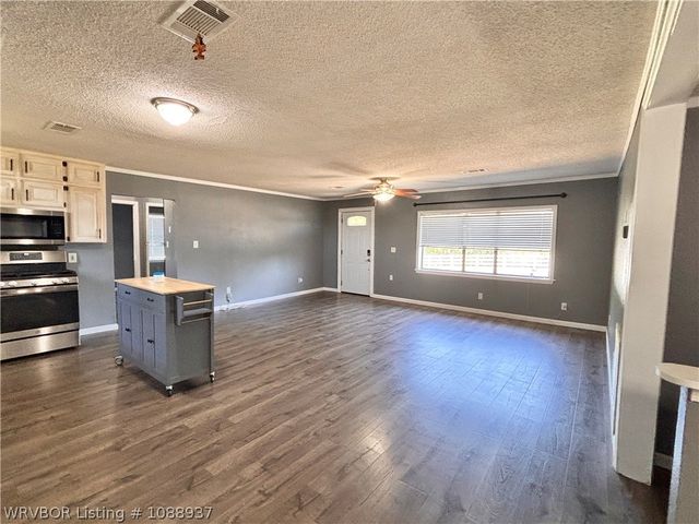 409 Hooper Street, Hackett, AR 72937