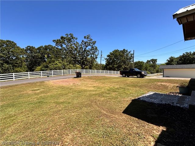 409 Hooper Street, Hackett, AR 72937