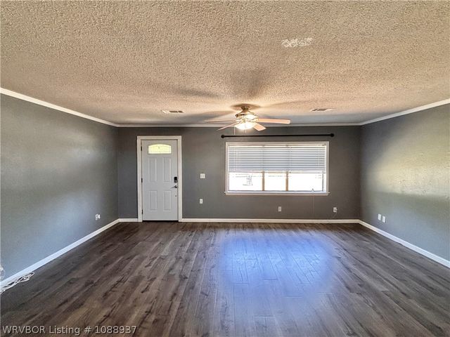 409 Hooper Street, Hackett, AR 72937