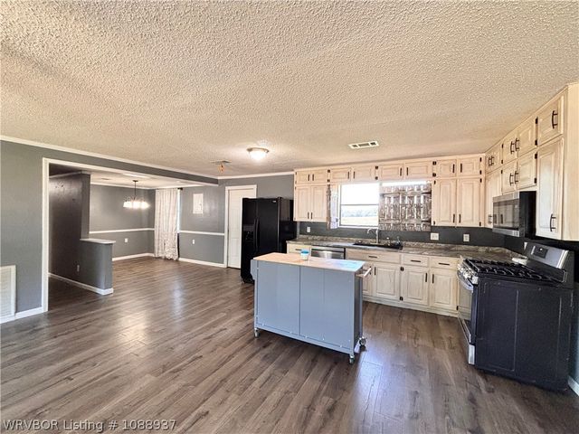 409 Hooper Street, Hackett, AR 72937