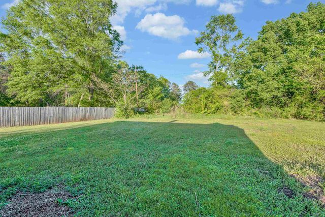 170 Gossett Rd, Spartanburg, SC 29307