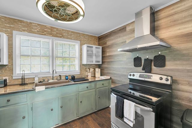 170 Gossett Rd, Spartanburg, SC 29307