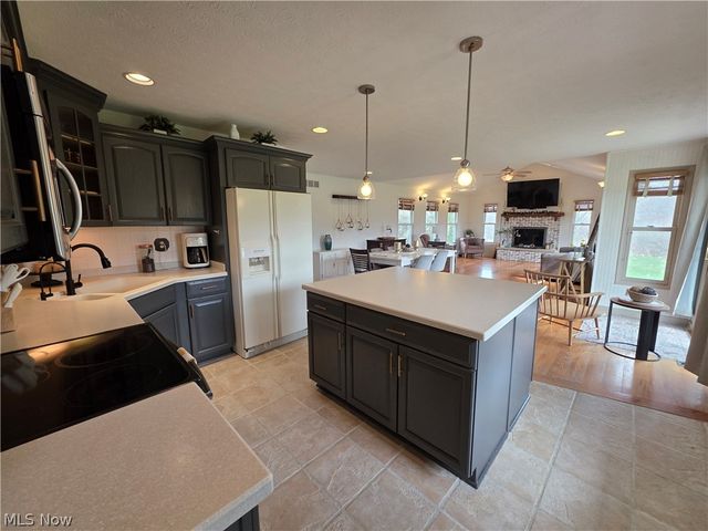 8566 Chatham Road, Medina, OH 44256