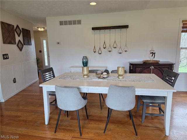 8566 Chatham Road, Medina, OH 44256