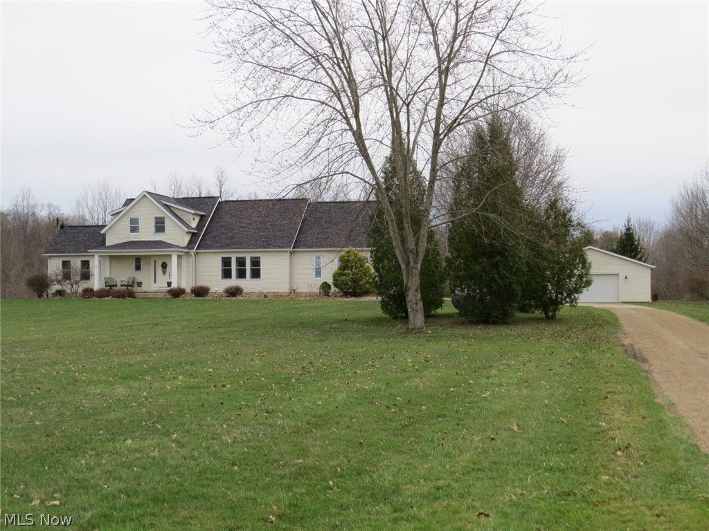 8566 Chatham Road, Medina, OH 44256