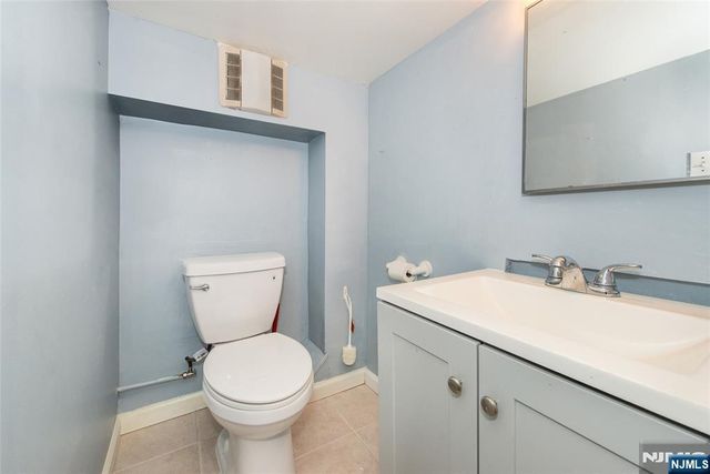 93 Elycroft Parkway, Rutherford, NJ 07070