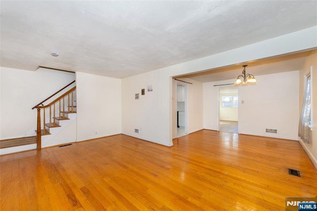 93 Elycroft Parkway, Rutherford, NJ 07070