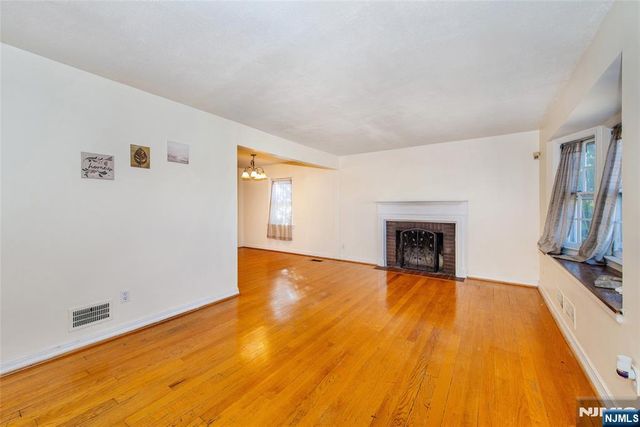 93 Elycroft Parkway, Rutherford, NJ 07070