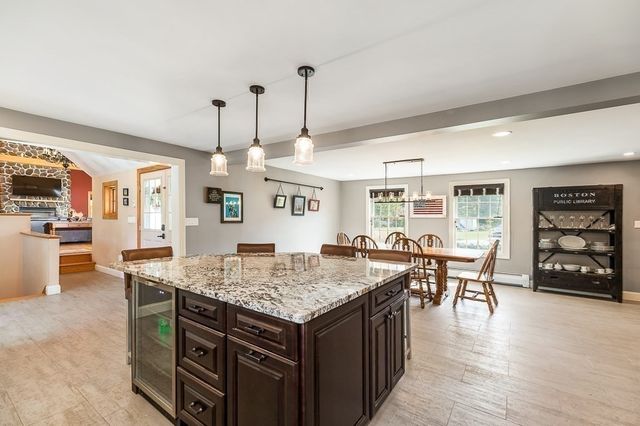 44 Warren St, Georgetown, MA 01833