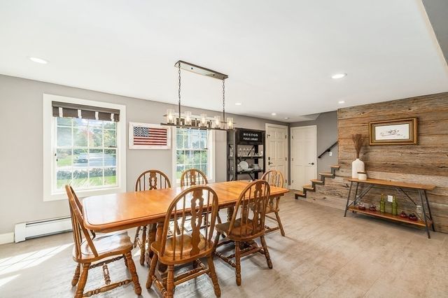 44 Warren St, Georgetown, MA 01833