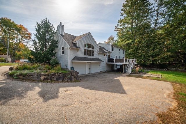 44 Warren St, Georgetown, MA 01833