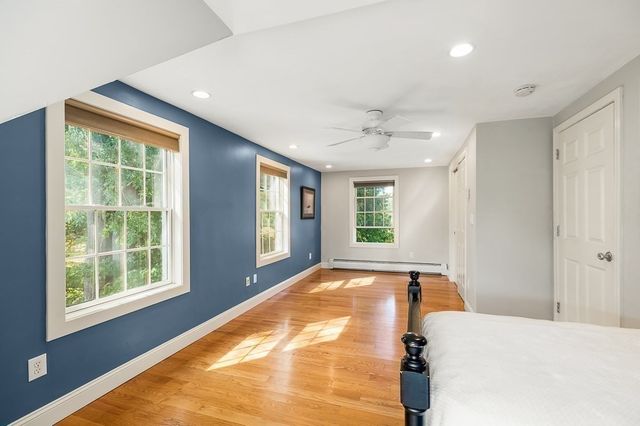44 Warren St, Georgetown, MA 01833