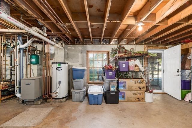 44 Warren St, Georgetown, MA 01833