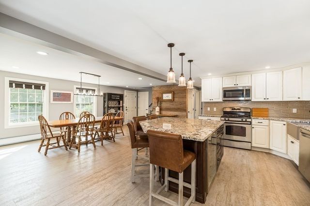 44 Warren St, Georgetown, MA 01833