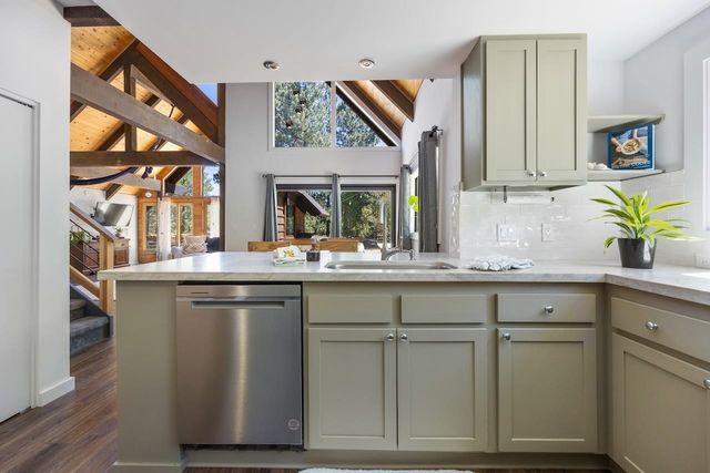 15031 Glenshire Drive, Truckee, CA 96161