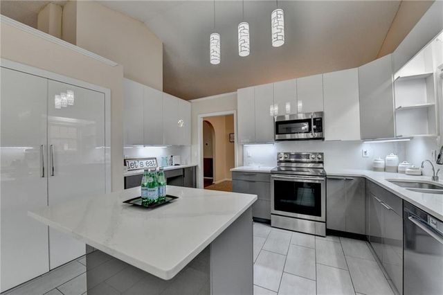 1296 Mandalay Court SW, Lilburn, GA 30047