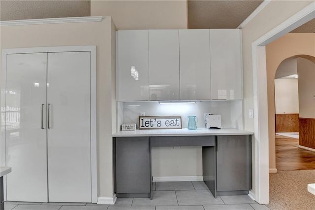 1296 Mandalay Court SW, Lilburn, GA 30047