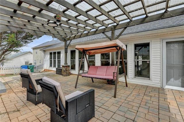 1296 Mandalay Court SW, Lilburn, GA 30047
