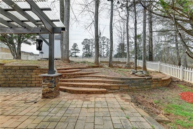 1296 Mandalay Court SW, Lilburn, GA 30047