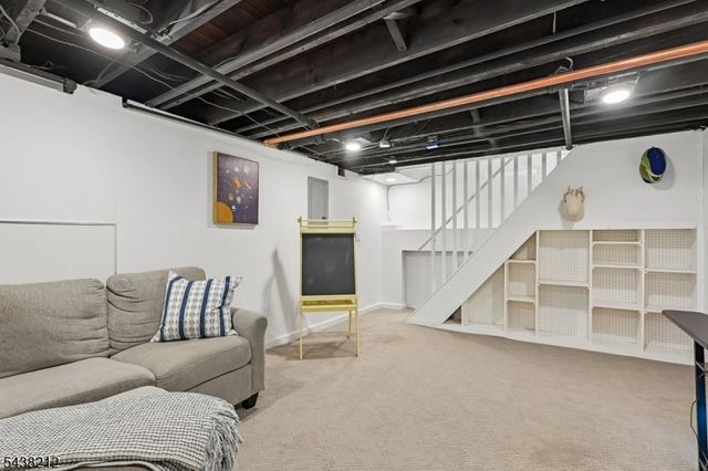 82 Vreeland Ave, Nutley Twp., NJ 07110