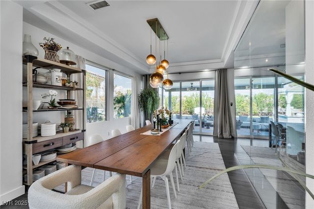 9040 Thornbury Lane, Las Vegas, NV 89134