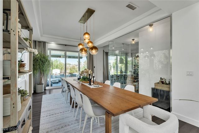 9040 Thornbury Lane, Las Vegas, NV 89134