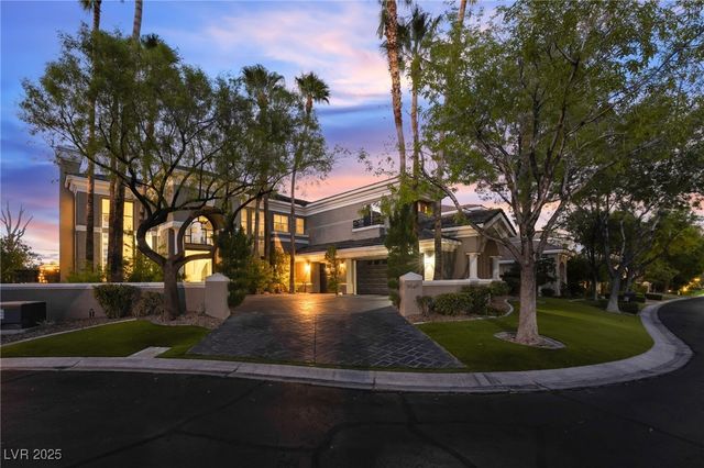 9040 Thornbury Lane, Las Vegas, NV 89134