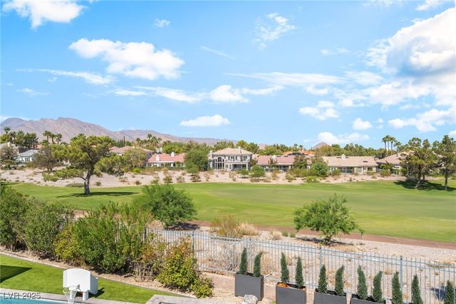 9040 Thornbury Lane, Las Vegas, NV 89134