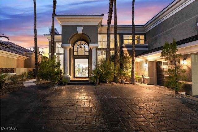 9040 Thornbury Lane, Las Vegas, NV 89134