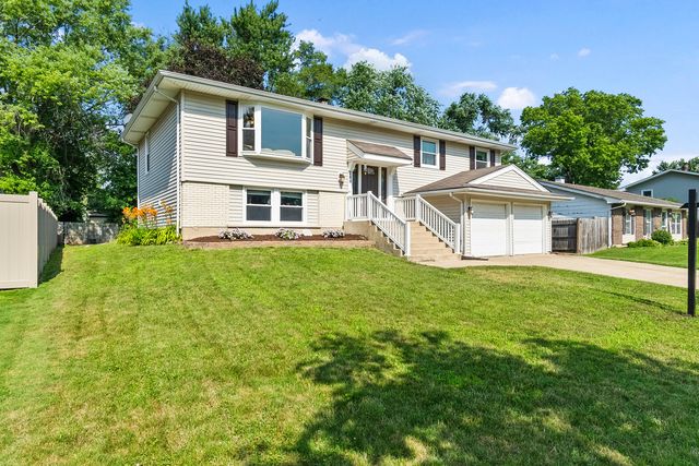 149 Springhill Drive, Bolingbrook, IL 60440