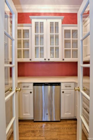 1521 Larkinwood Lane, Evansville, IN 47715