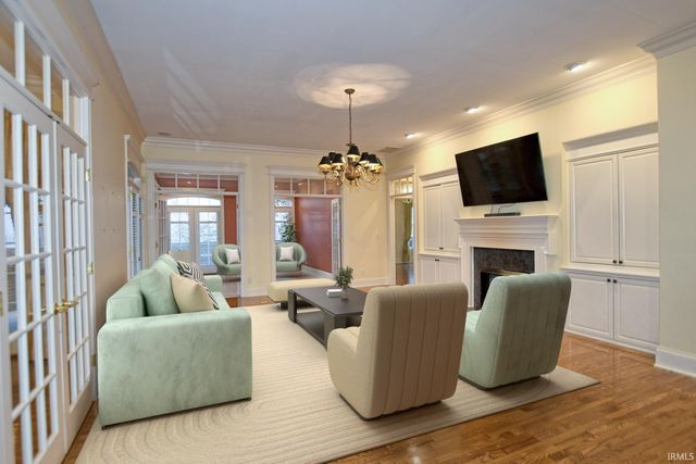 1521 Larkinwood Lane, Evansville, IN 47715