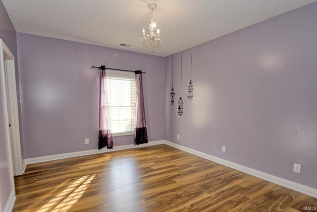 1521 Larkinwood Lane, Evansville, IN 47715