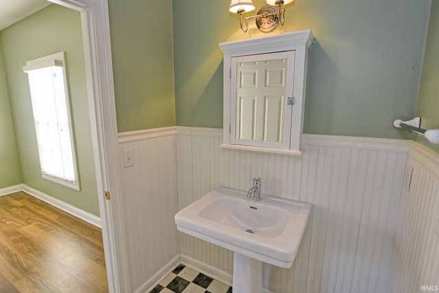 1521 Larkinwood Lane, Evansville, IN 47715